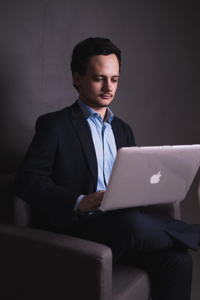 Dr. Rodrigo Meirelles advogado especialista em direito previdenciário e previdência internacional